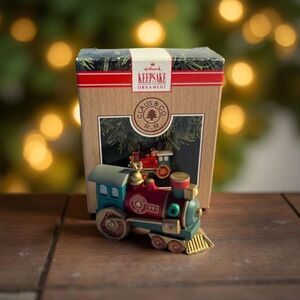 Vintage In Box Hallmark Keepsake 1991 Claus & Co. RR. - Locomotive